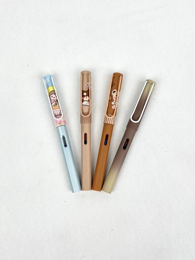 خودنویس فانتزی